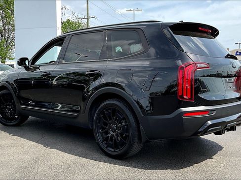 Used 2021 Kia Telluride SX w/ SX Prestige Package image 3