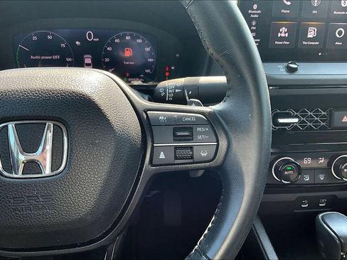 Used 2023 Honda Accord EX-L image 12
