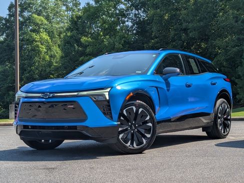 Used 2024 Chevrolet Blazer EV RS RWD image 4