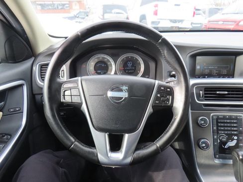 Used 2012 Volvo S60 T5 image 45