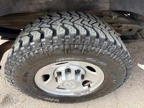 Used 2020 Chevrolet Express 2500 Extended w/ Communications Package image 30