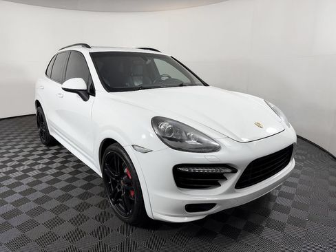 Used 2013 Porsche Cayenne GTS AWD/4WD image 5