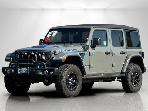 Used 2023 Jeep Wrangler Unlimited Rubicon 4xe AWD/4WD image 7