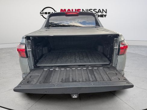 Used 2023 Hyundai Santa Cruz SEL w/ Cargo Package FWD image 16