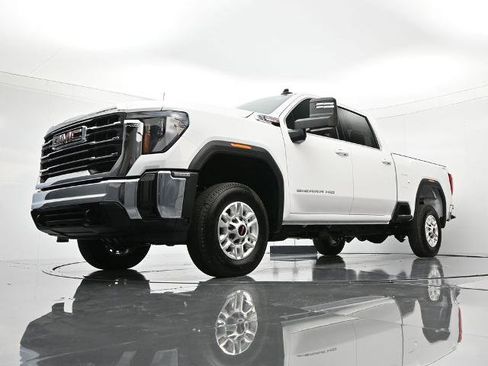 New 2026 GMC Sierra 2500 SLE image 50