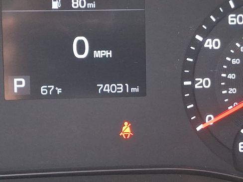 Used 2021 Kia Soul LX FWD image 19