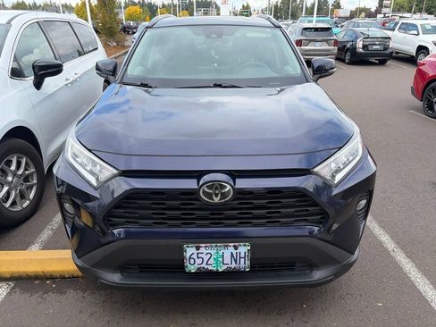 Used 2020 Toyota RAV4 XLE w/ Convenience Package AWD/4WD image 1