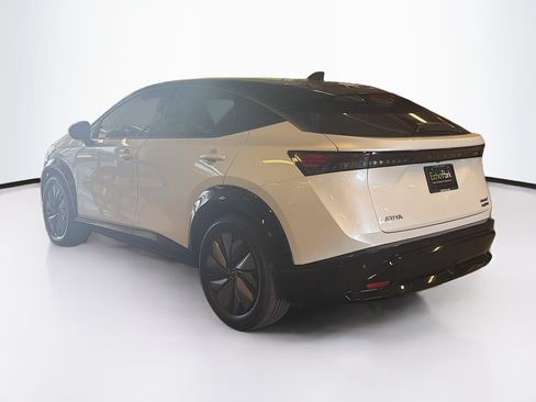 Used 2024 Nissan Ariya AWD image 5