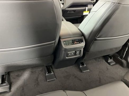 New 2026 Nissan Pathfinder Platinum w/ Cargo Package FWD image 46