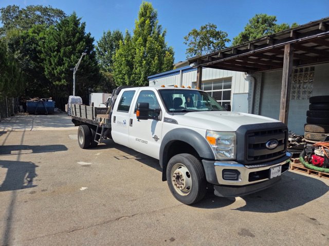 Used 2015 Ford F550 4x4 Crew Cab Super Duty w/ Power Equipment Group image 1