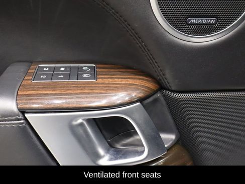 Used 2017 Land Rover Range Rover Autobiography image 19