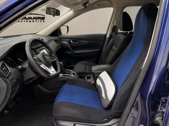 Used 2018 Nissan Rogue SV FWD image 13