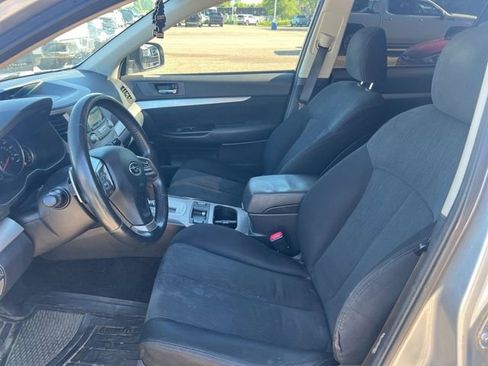 Used 2013 Subaru Outback 2.5i Premium w/ All-Weather Pkg AWD/4WD image 13