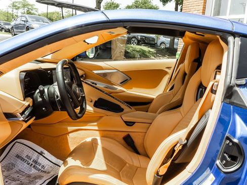 Used 2022 Chevrolet Corvette Stingray Premium Cpe w/ Z51 Performance Package RWD image 24