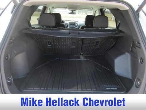 Used 2024 Chevrolet Equinox LT w/ LPO, Floor Liner Package image 15