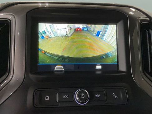 Used 2019 Chevrolet Silverado 1500 Custom Trail Boss image 18