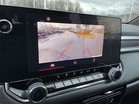 Used 2024 GMC Canyon Elevation w/ Convenience Package image 29