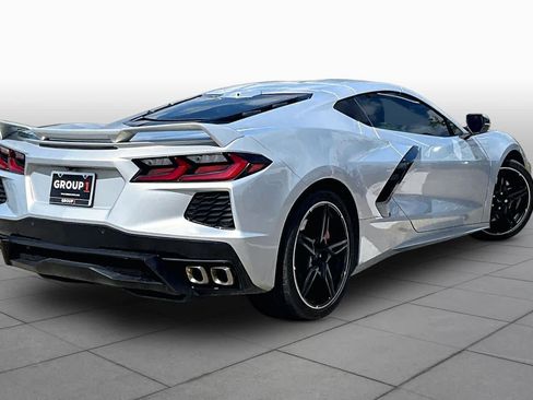 Used 2022 Chevrolet Corvette Stingray Preferred Cpe w/ Z51 Performance Package RWD image 12