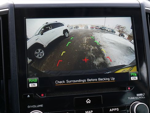 Used 2022 Subaru Forester Limited image 27