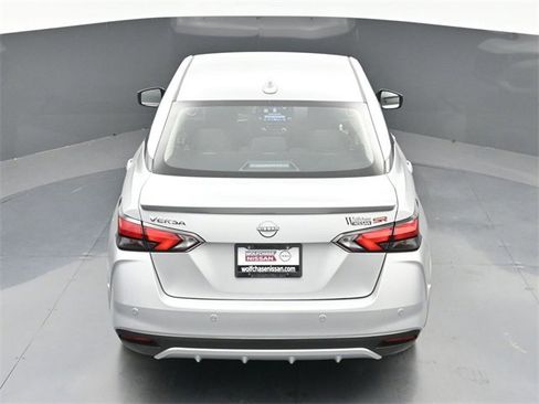 New 2025 Nissan Versa SR w/ Trunk Package image 32