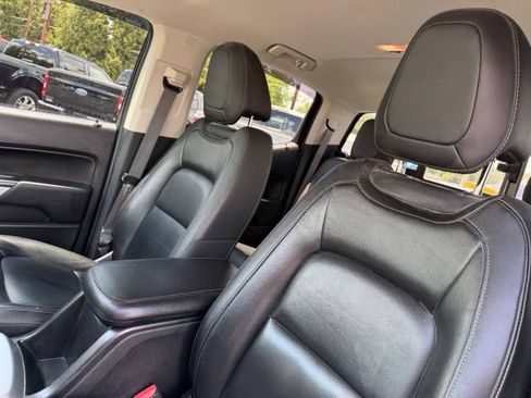 Used 2017 Chevrolet Colorado LT w/ Luxury Package, Chrome AWD/4WD image 20