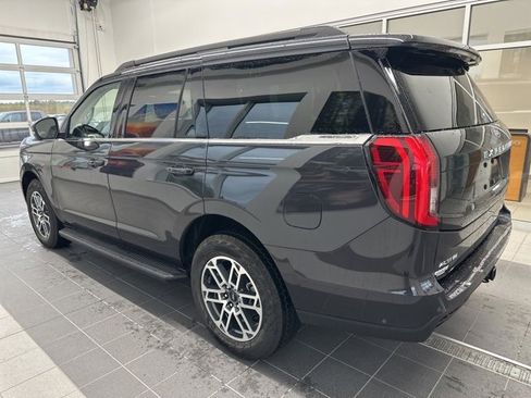 New 2025 Ford Expedition Active image 6