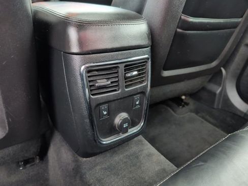 Used 2014 Dodge Charger SXT Plus image 33
