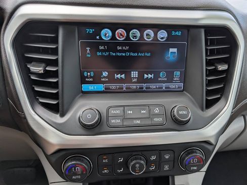 Used 2018 GMC Acadia SLT AWD/4WD image 17