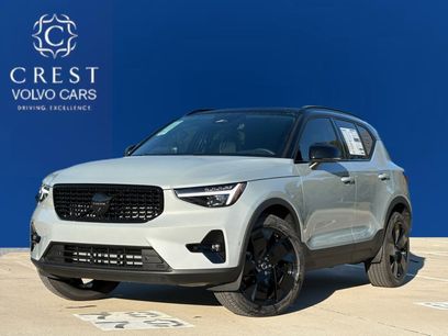 New 2026 Volvo XC40 B5 Ultra w/ Protection Package Premier
