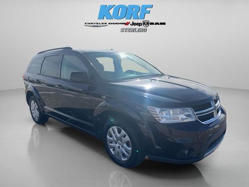 Used 2019 Dodge Journey SE image 3