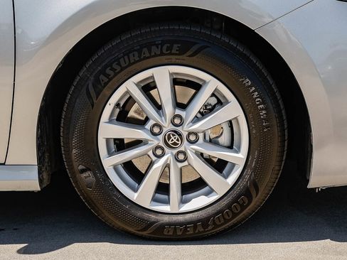 Used 2026 Toyota Camry LE w/ Convenience Package FWD image 9