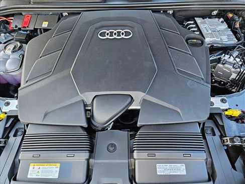 New 2026 Audi Q7 3.0T Premium AWD/4WD image 17