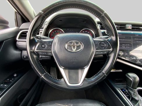 Used 2018 Toyota Camry XSE w/ Audio Package FWD image 6