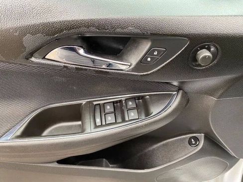 Used 2016 Chevrolet Cruze LS FWD image 15
