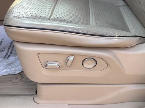 Used 2021 Cadillac Escalade Premium Luxury w/ Performance Package RWD image 13
