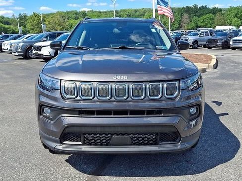 Certified 2022 Jeep Compass Latitude w/ Sun and Sound Group AWD/4WD image 2