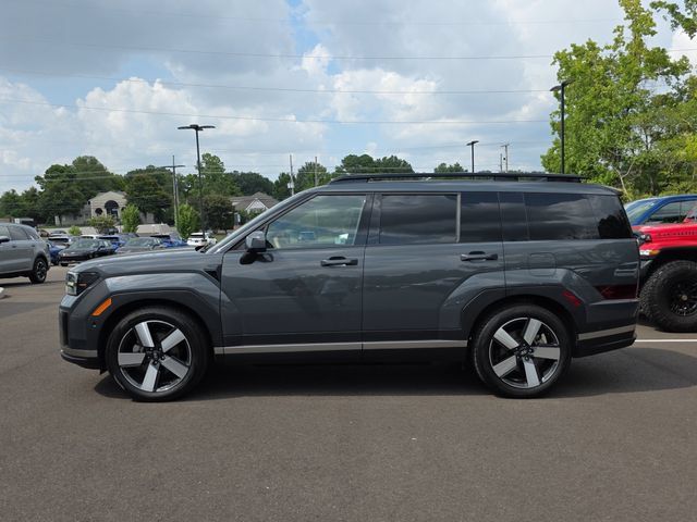 Used 2024 Hyundai Santa Fe Limited FWD image 2