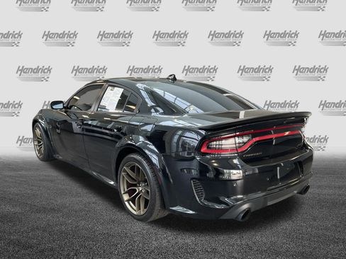 Used 2022 Dodge Charger SRT Hellcat w/ Carbon/Suede Interior Package RWD image 8