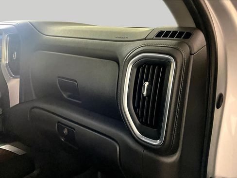 Used 2021 GMC Sierra 1500 SLT RWD image 18