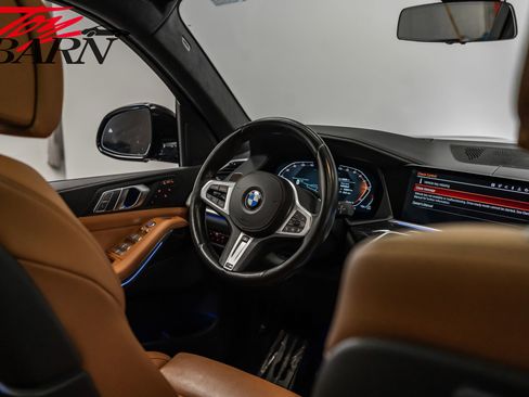 Used 2022 BMW X7 xDrive40i w/ M Sport Package image 50