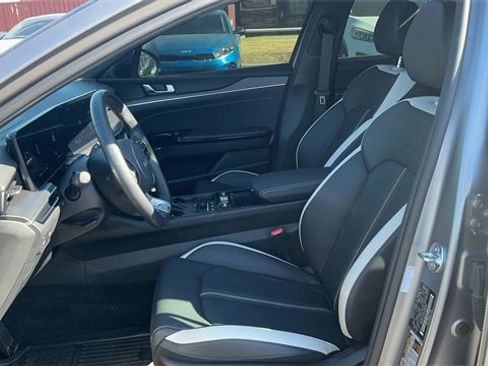 Used 2025 Kia K5 GT-Line w/ GT-Line Premium Package image 16