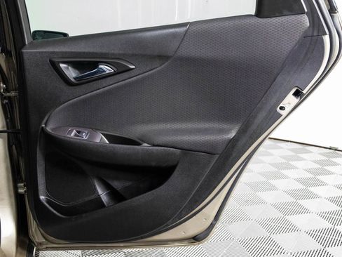 Used 2022 Chevrolet Malibu LS image 37