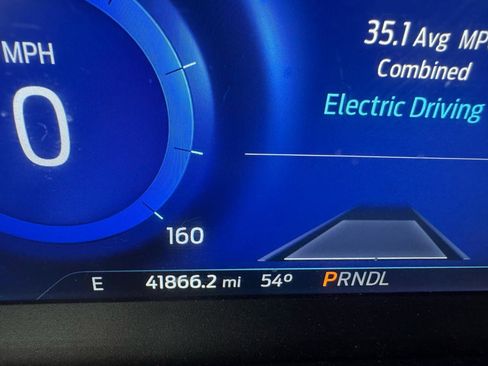 Used 2020 Ford Escape SE Sport image 21