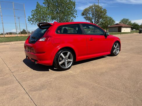 Used 2011 Volvo C30 T5 R-Design image 24