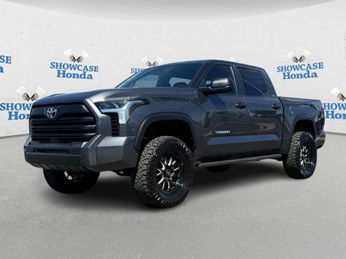 Used 2025 Toyota Tundra SR5 image 2