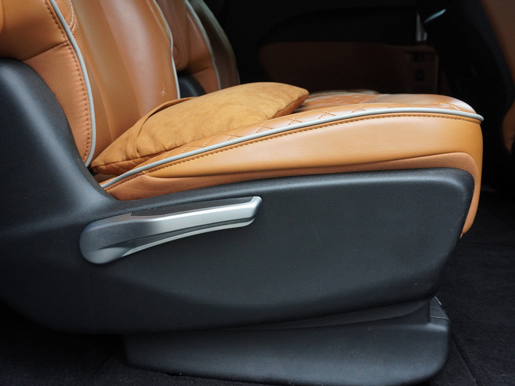 Used 2022 Chrysler Pacifica Pinnacle AWD/4WD image 39