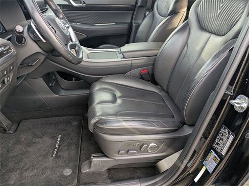 Used 2023 Hyundai Palisade Calligraphy image 12
