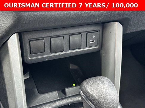 Used 2024 Toyota Corolla Cross LE image 20