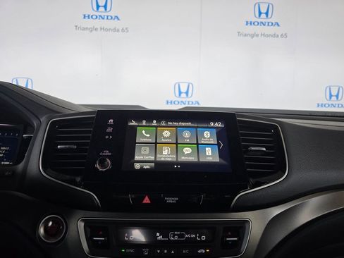 Used 2025 Honda Passport EX-L image 28