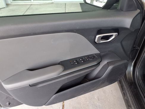 Used 2025 Kia K4 FWD image 23